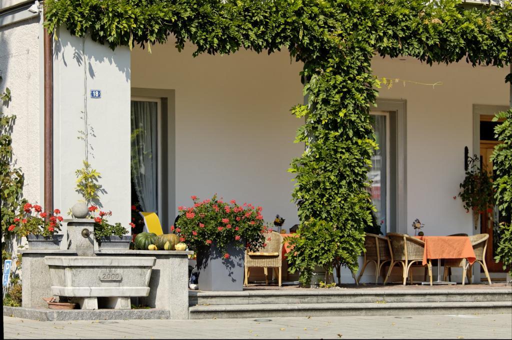 Hotel Beausite Unterseen Екстер'єр фото