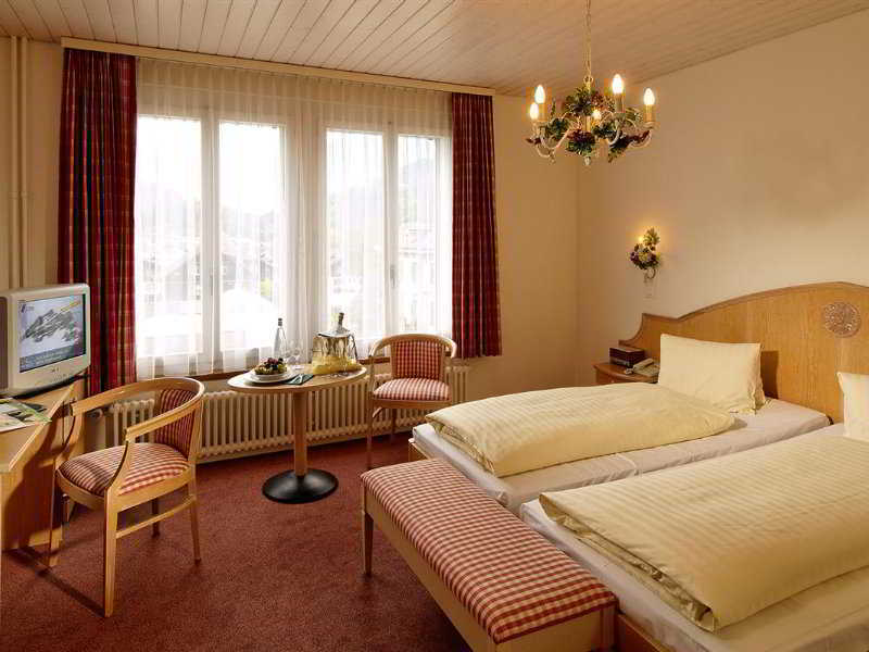 Hotel Beausite Unterseen Екстер'єр фото