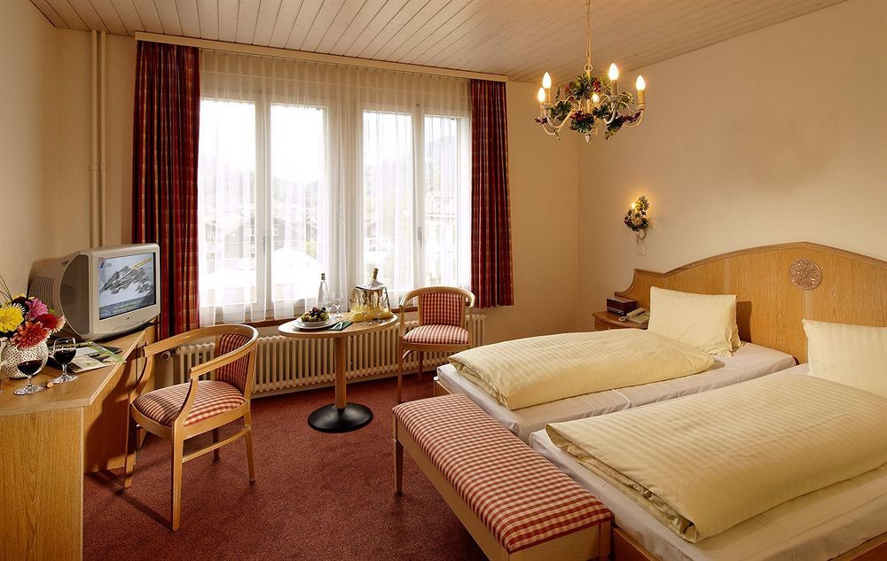 Hotel Beausite Unterseen Екстер'єр фото